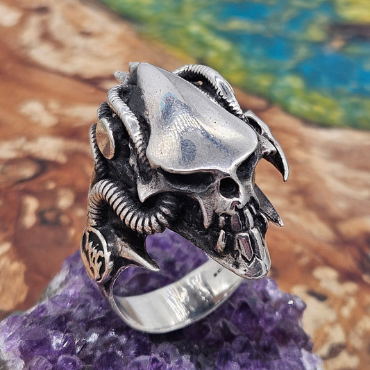 Silver 925 Biomechanical Skull Ring- William Llewellyn Griffiths. Size Z+4